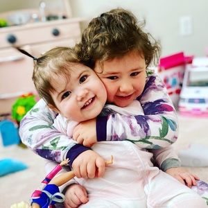 Meet your Posher, Caitlan